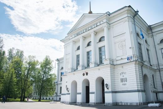 托国立将提升学校金融服务部门员工的专业技能