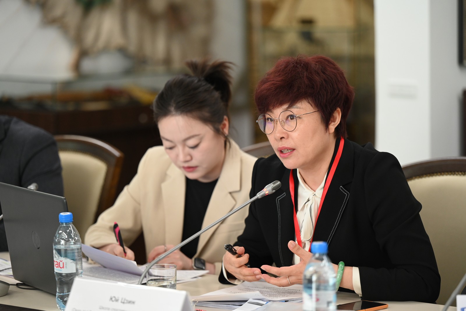 中俄专家完成托国立体育系专业集群认证审核