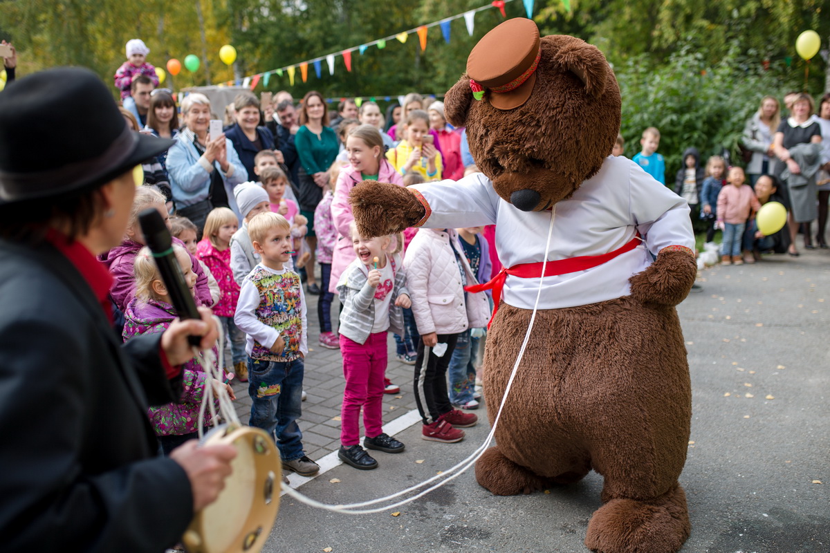  在幼儿园举办的集市为阿辽娜·彼得罗夫娜基金会筹集了75000卢布资金