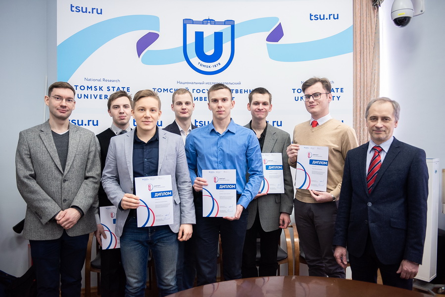 托国立的学生成为了全俄罗斯英语听写竞赛的赢家