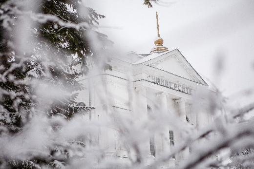 中国公司对托国立科学家的科研产品感兴趣