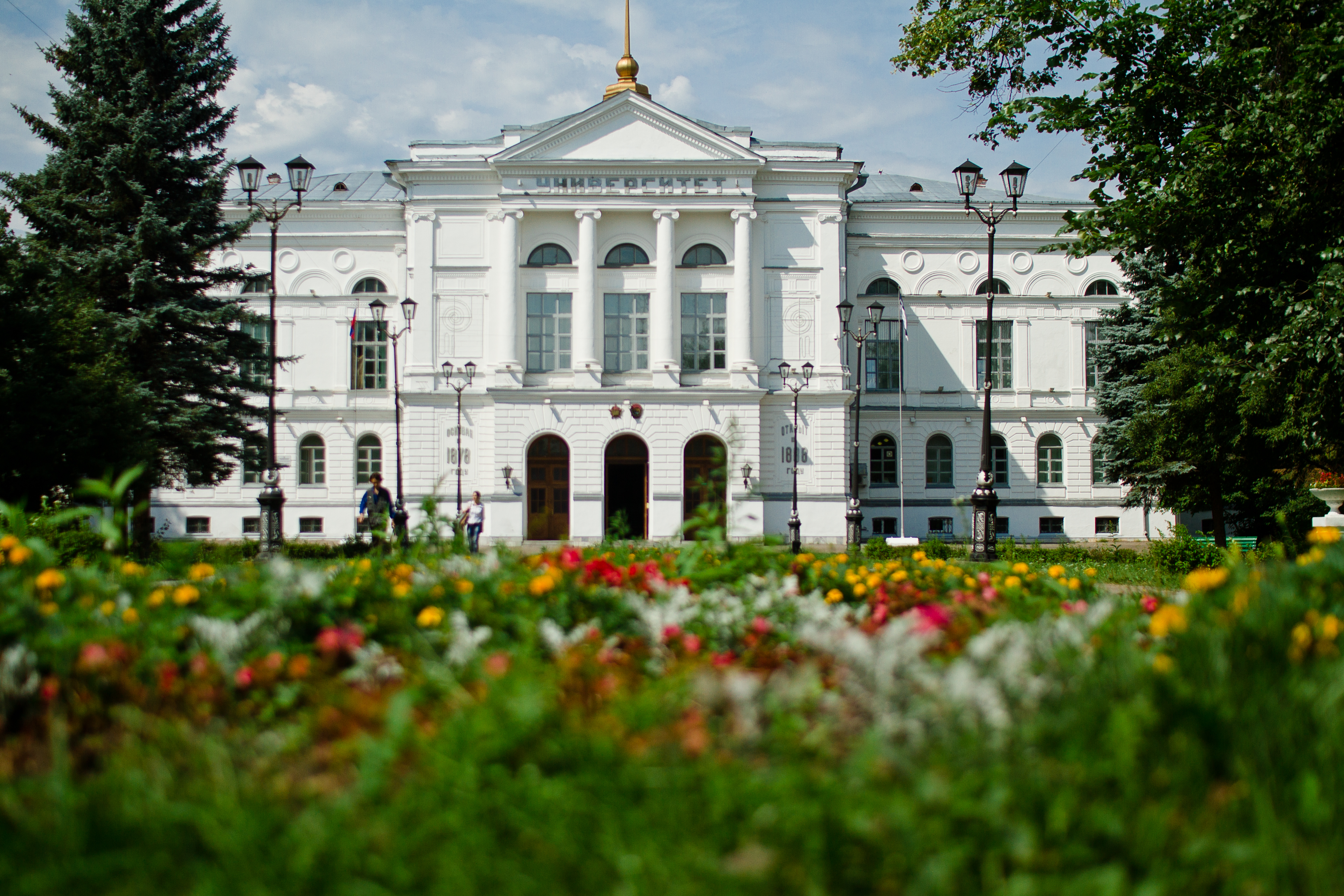 托国立—在金砖国家排名中的俄罗斯前五强高校之一