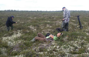 科学家们的工作被媒体记录，发布到VK上 在节目《走进亚马尔》播出了托木斯克国立大学《生态、气候、景观》实验中心科学家们在哈内姆的工作故事 