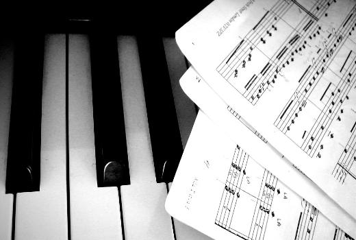 钢琴从零开始：托国立成为面向学生的“音乐学校”