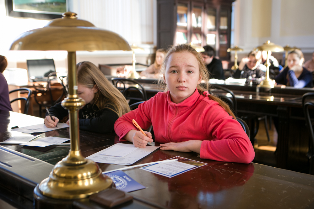 将近150名托木斯克居民在托国立完成了自己的地理知识测试