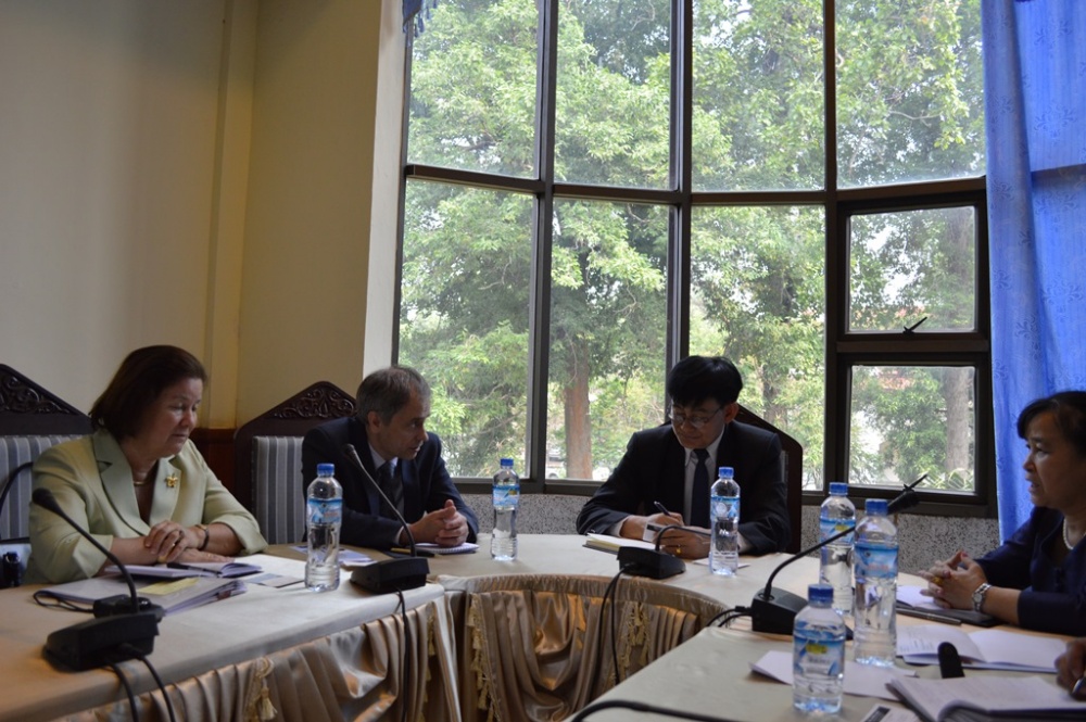 托木斯克国立大学代表团和老挝共和国教育部副部长会面          