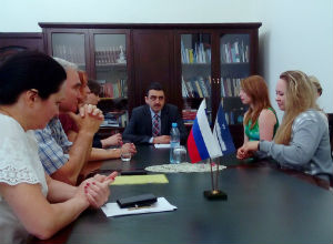 全球教育的广阔前景由托木斯克国立大学和马斯特里赫大学联合培养的双学位研究生将在托木斯克和荷兰继续开展科研工作