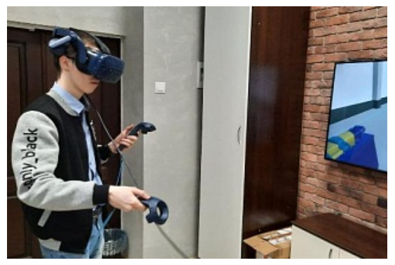化学系的学生们将在VR实验室获得的工作技能